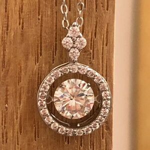 NWOT Sterling Silver Dancing 1 Carat Moissanite Necklace With Certificate